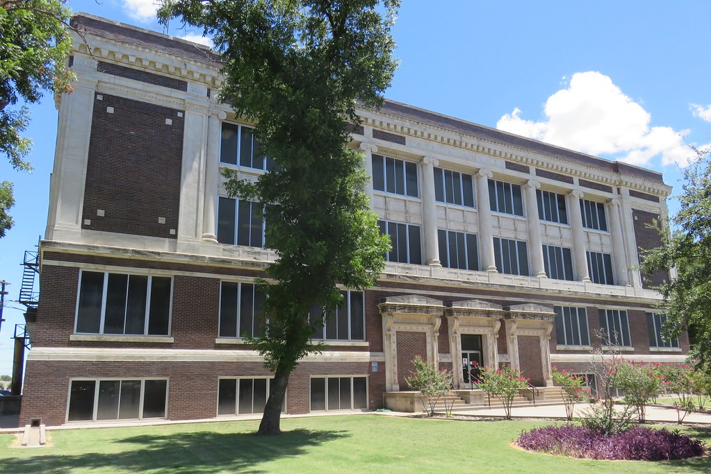 Taylor County Commissioners Accept $6 Million Grant For 1915 Courthouse