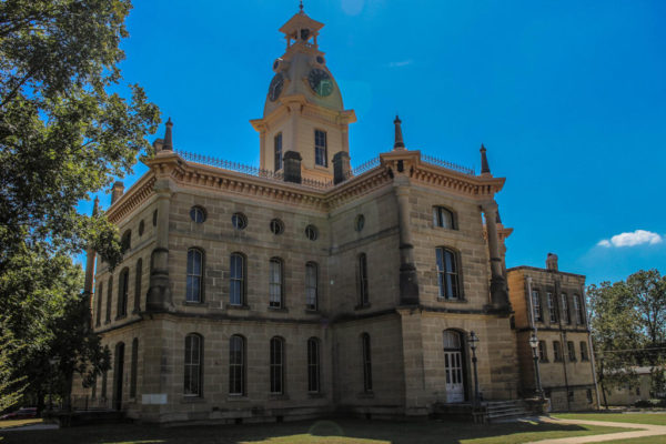 red-river-county-courthouse-2